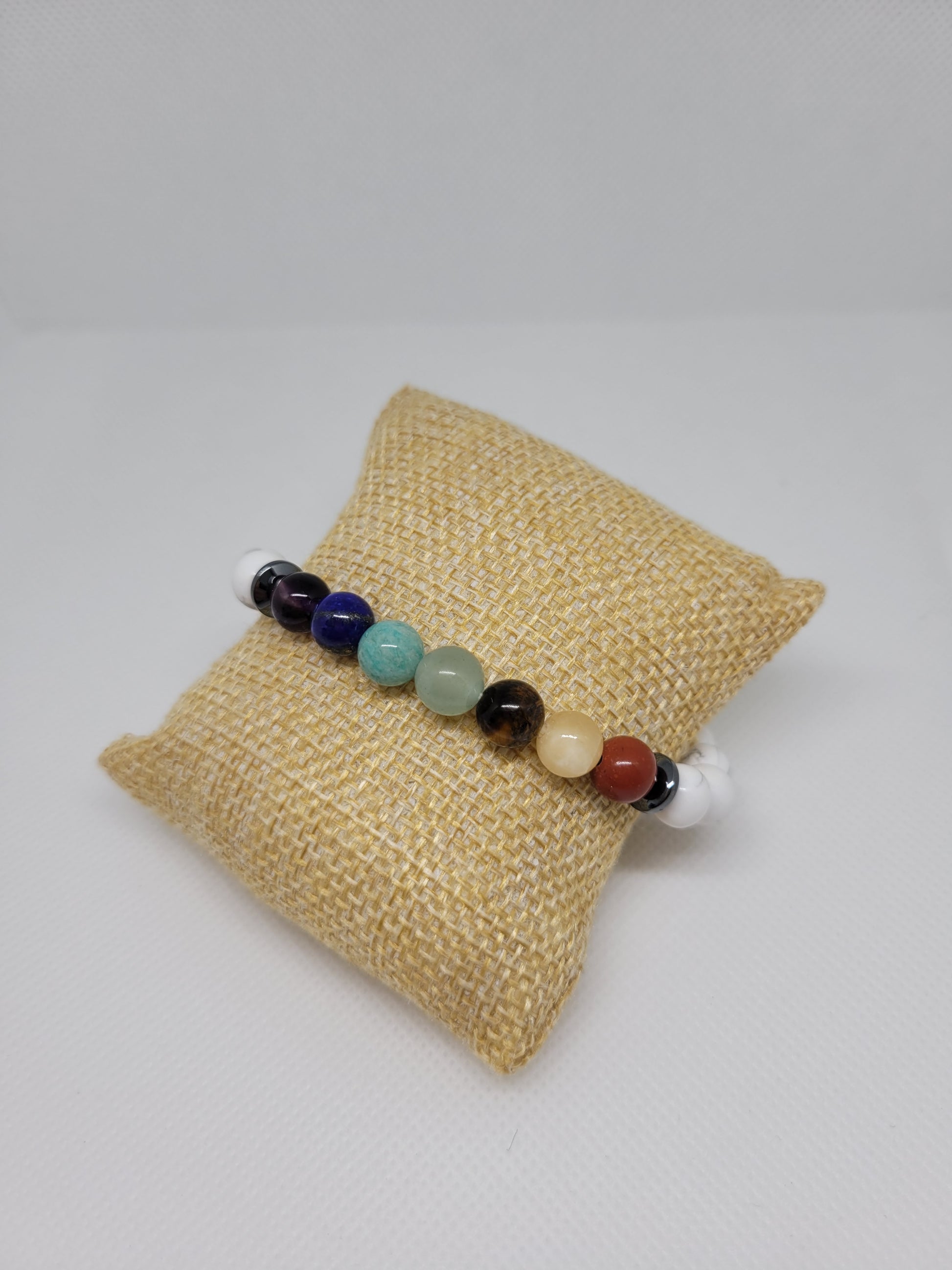 Bracelet 8mm - 7 chakras et Howlite